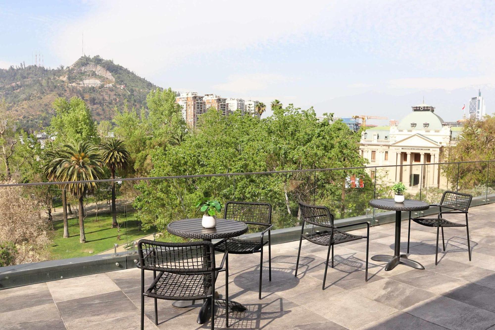 Apartment Hom I Moderno Y Comodo 2d2b Con Increible Vista Stgo