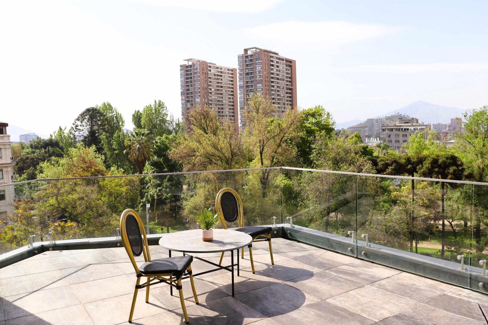Hom I Moderno Y Comodo 2d2b Con Increible Vista Stgo